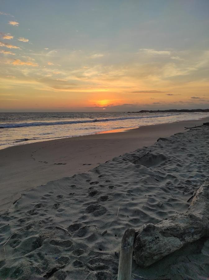 Hostal Las Garzas Del Pelado Playas Exteriör bild