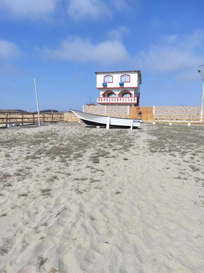 Hostal Las Garzas Del Pelado Playas Exteriör bild