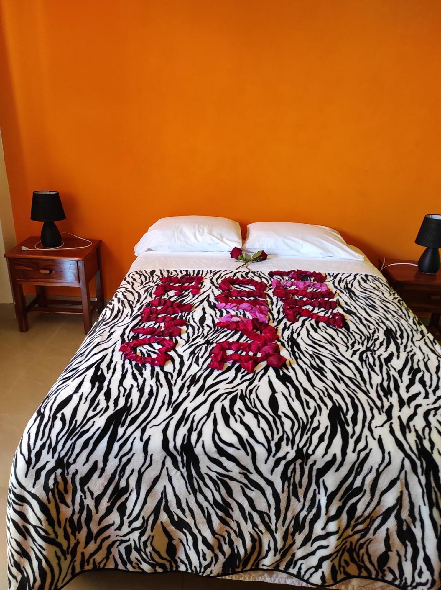 Hostal Las Garzas Del Pelado Playas Exteriör bild
